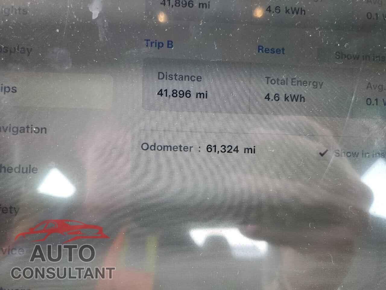 TESLA MODEL S 2016 - 5YJSA1E48GF120177