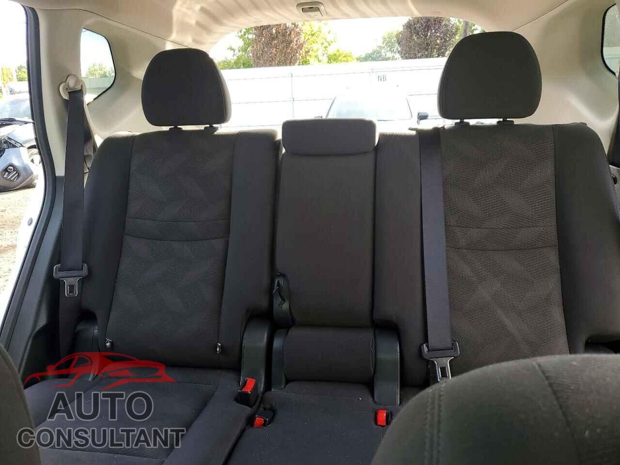 NISSAN ROGUE 2016 - KNMAT2MV7GP670272