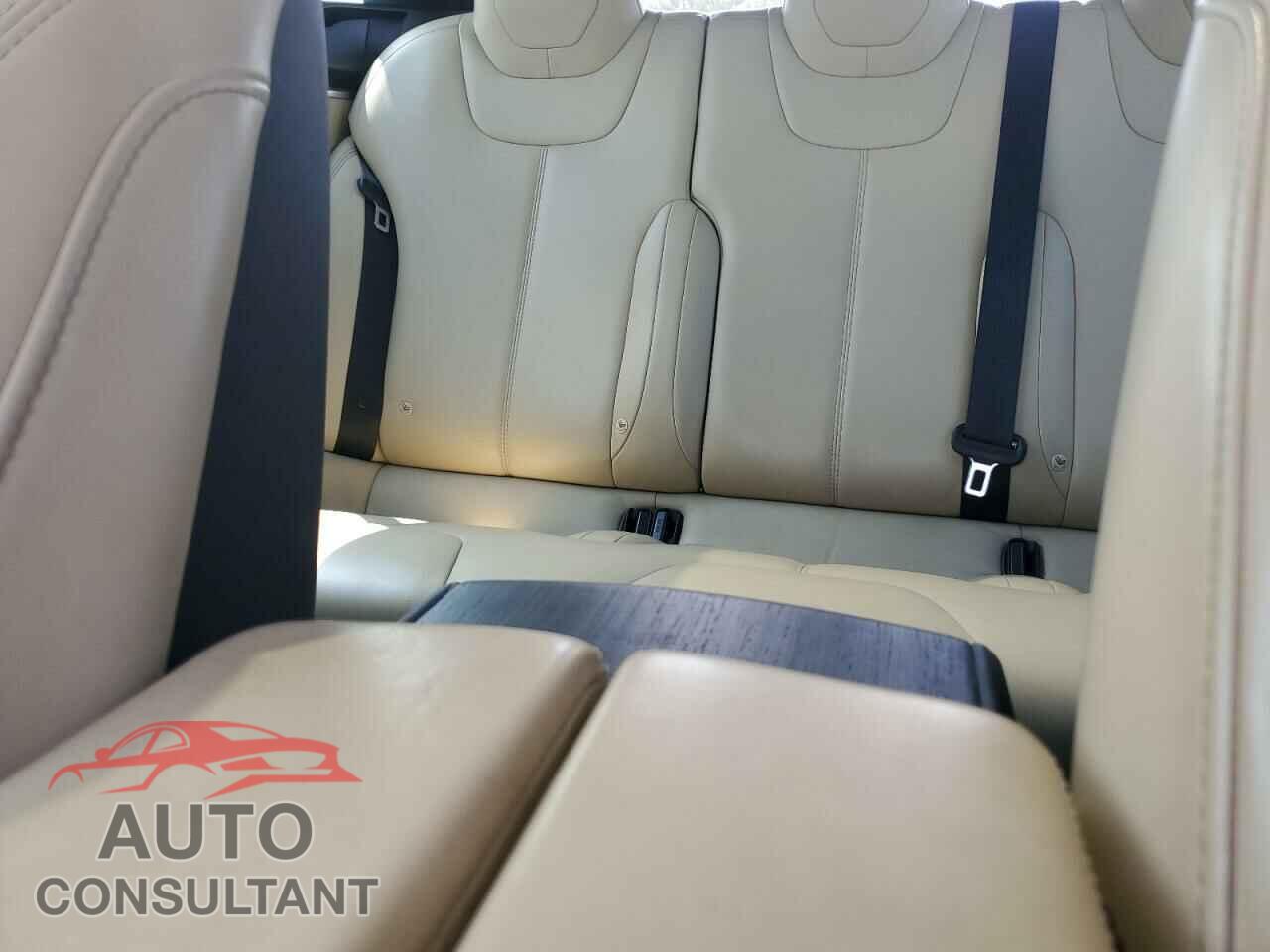 TESLA MODEL S 2015 - 5YJSA1E26FF111037