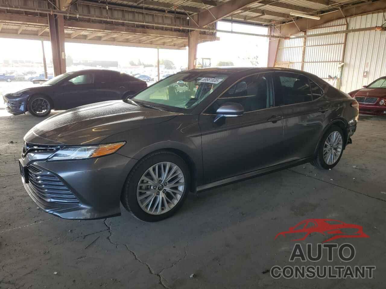 TOYOTA CAMRY 2020 - 4T1F11AKXLU860655