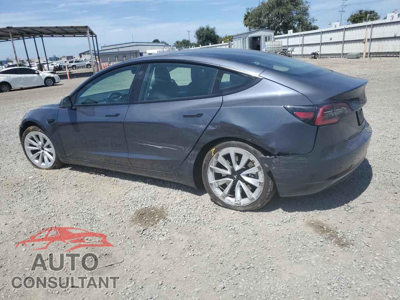 TESLA MODEL 3 2022 - 5YJ3E1EA5NF372481