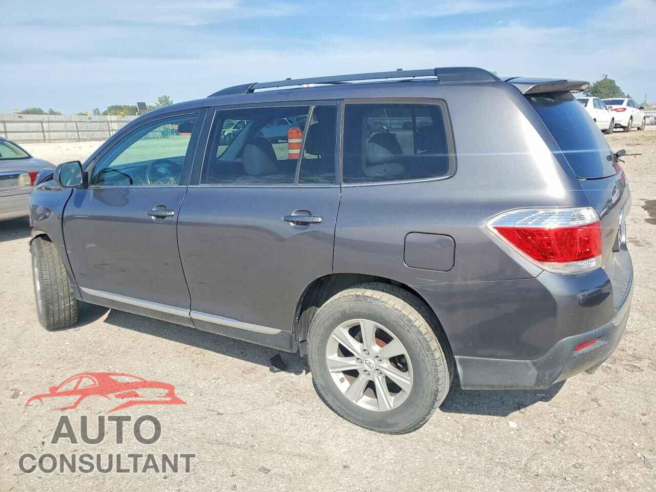TOYOTA HIGHLANDER 2011 - 5TDBK3EH2BS067430