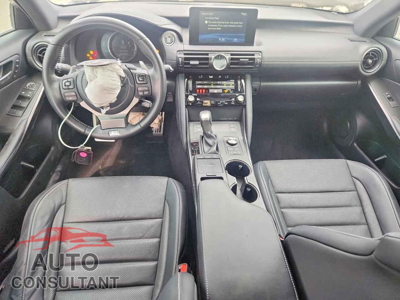LEXUS IS 2023 - JTHGZ1B2XP5061411
