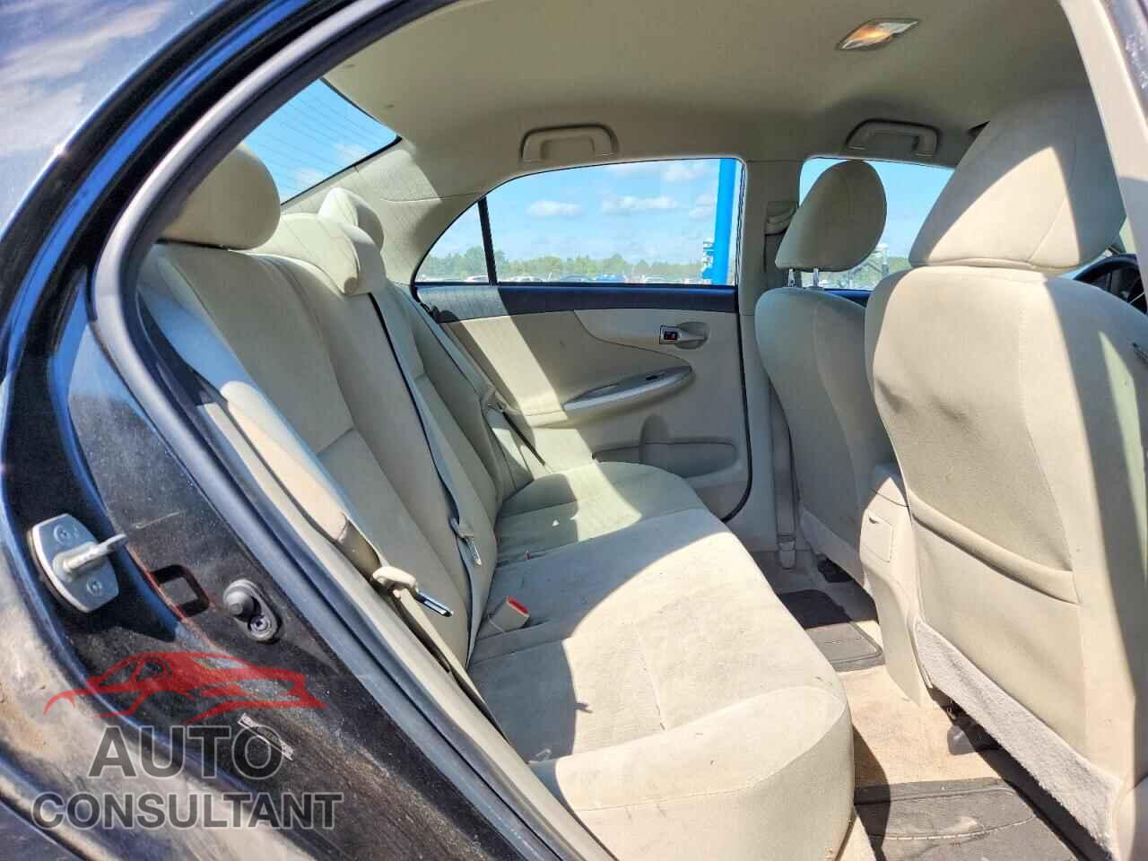 TOYOTA COROLLA 2011 - 2T1BU4EEXBC675694