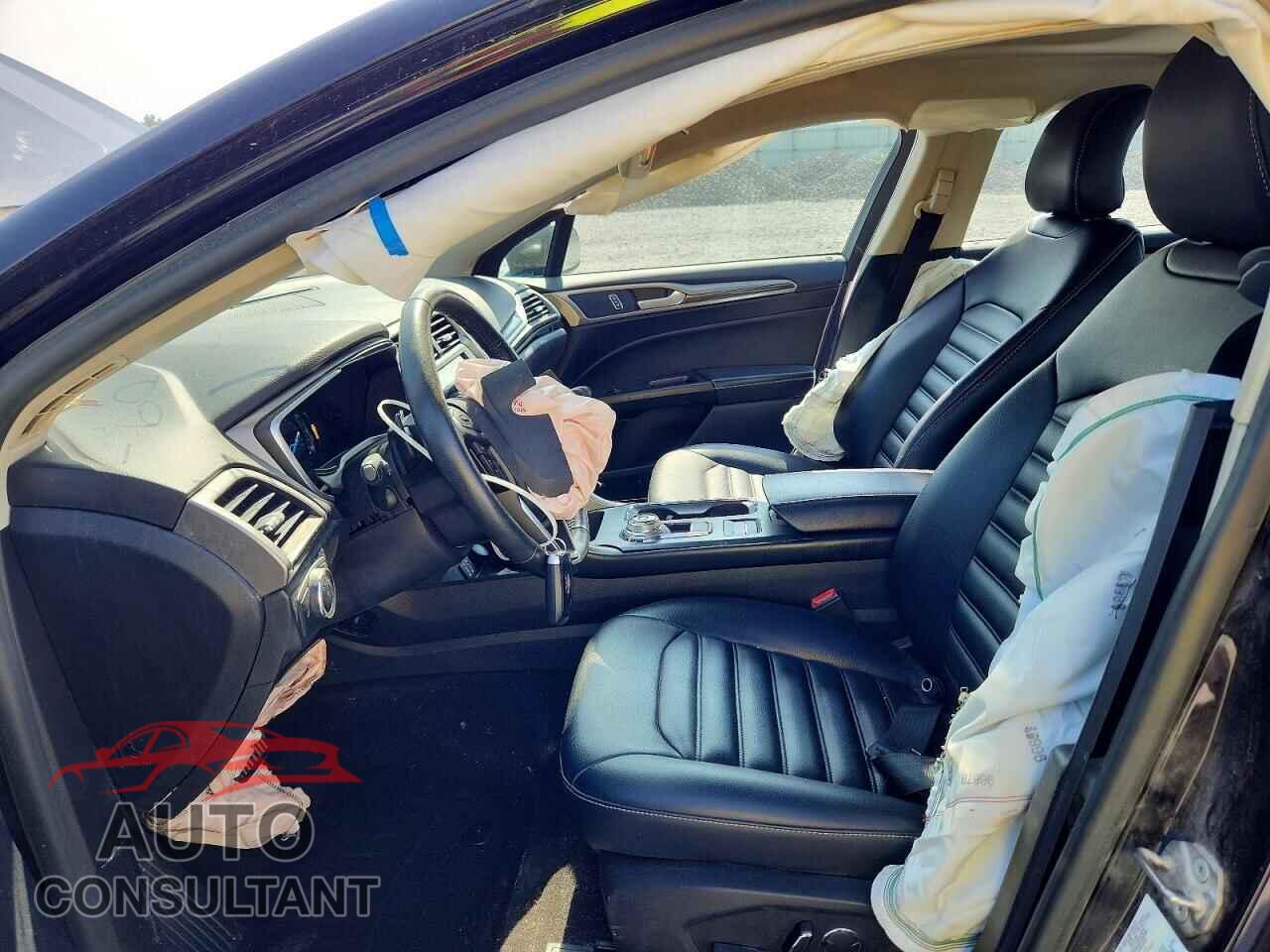 FORD FUSION 2019 - 3FA6P0CD6KR232017