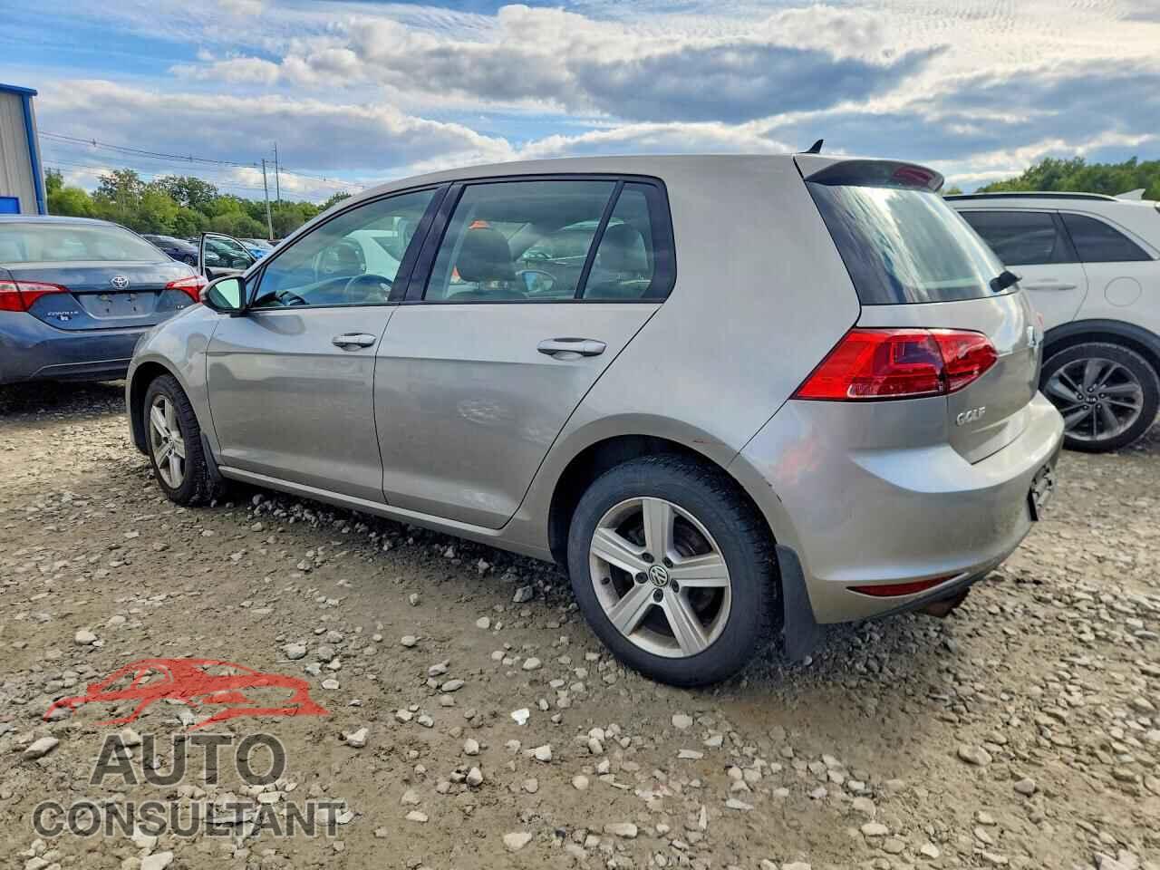 VOLKSWAGEN GOLF 2017 - 3VW117AU7HM014785