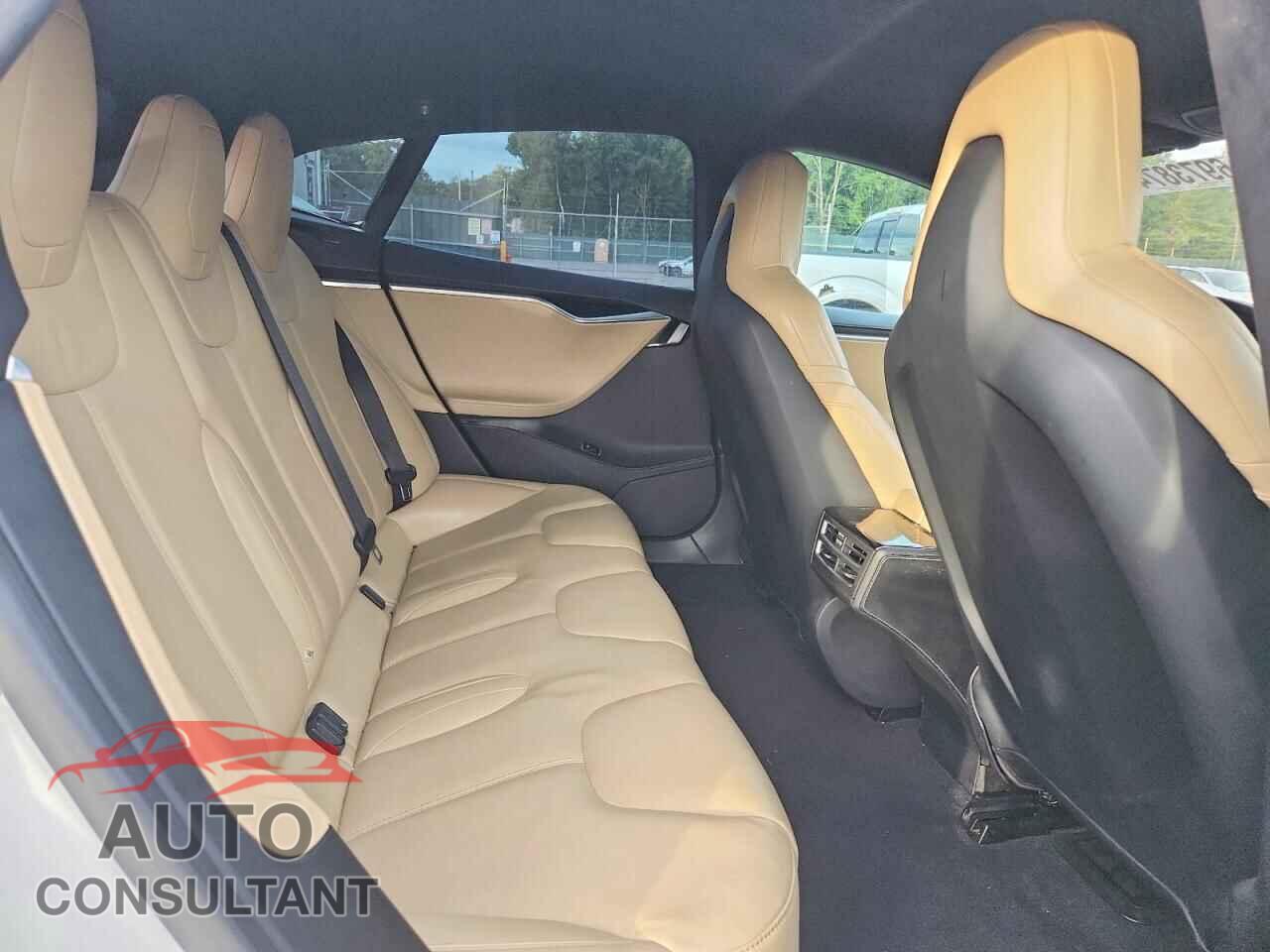 TESLA MODEL S 2015 - 5YJSA1E1XFF120296