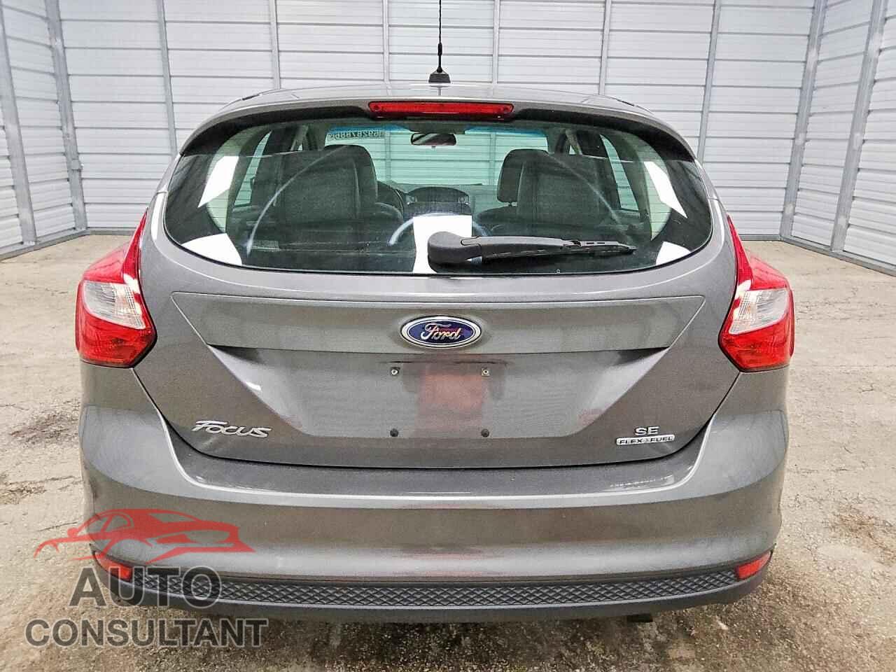 FORD FOCUS 2014 - 1FADP3K22EL269626