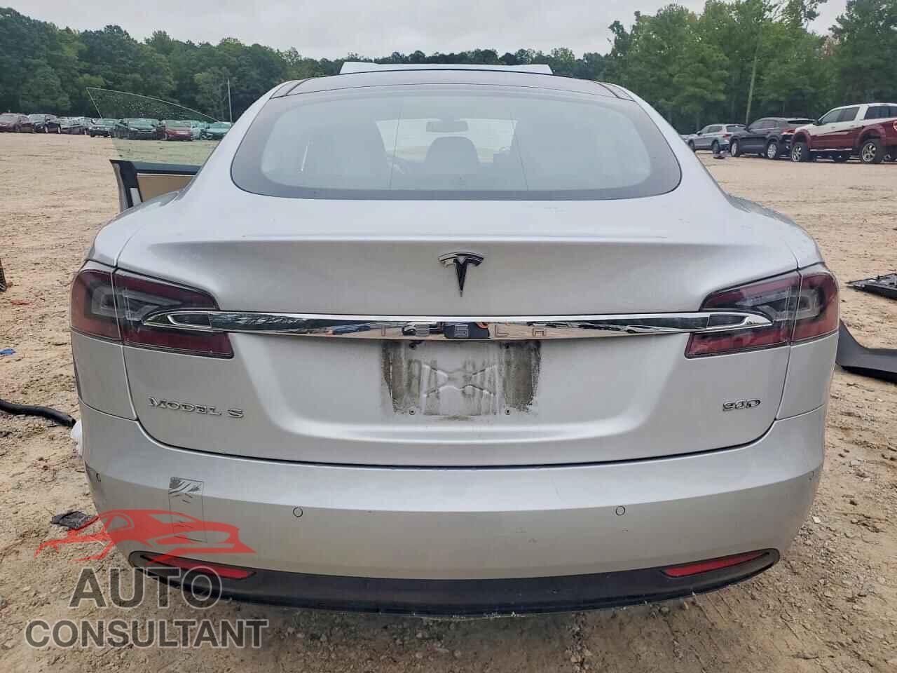 TESLA MODEL S 2016 - 5YJSA1E2XGF159769