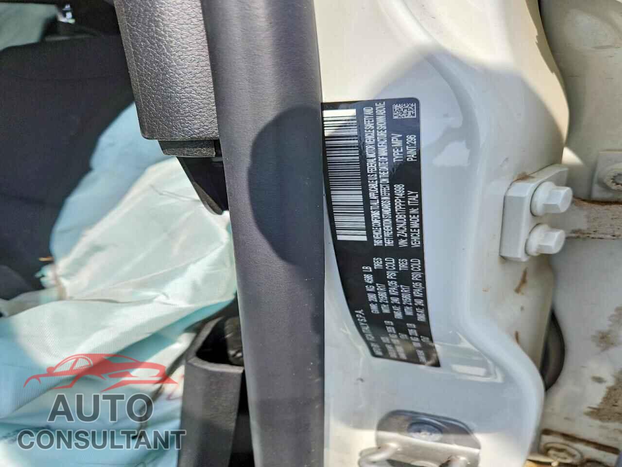 JEEP RENEGADE 2023 - ZACNJDB17PPP14998