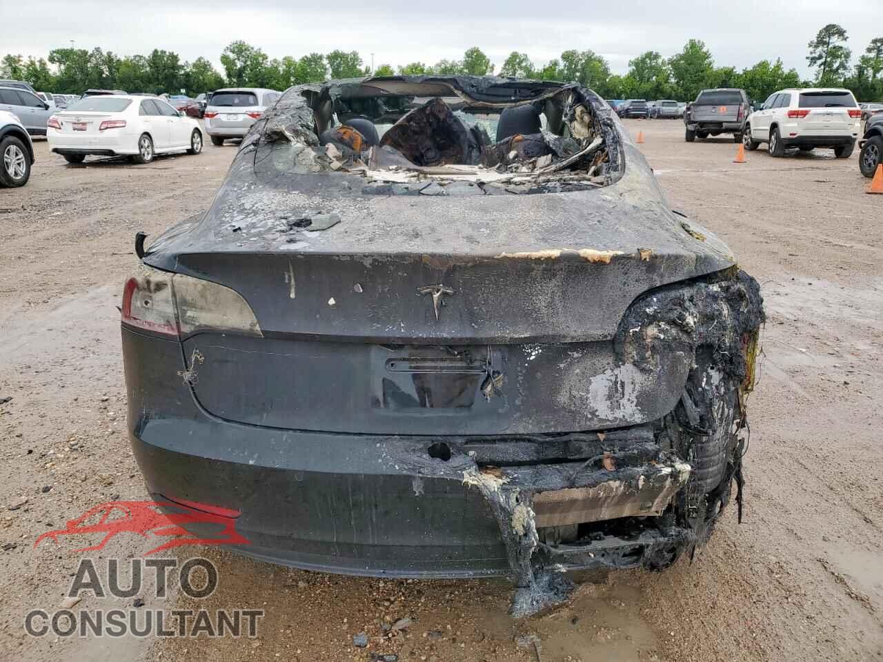 TESLA MODEL 3 2021 - 5YJ3E1EA1MF911628
