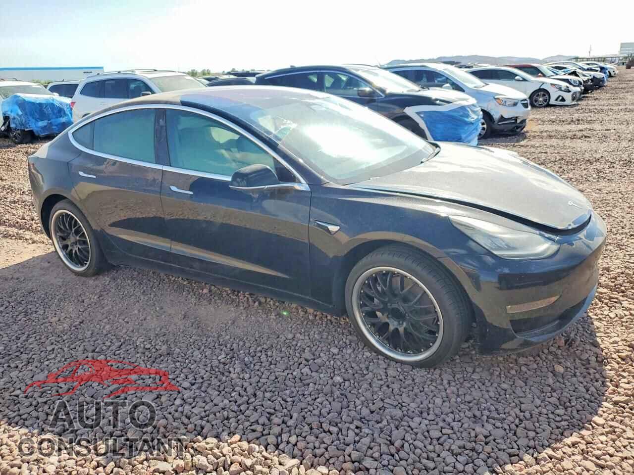 TESLA MODEL 3 2018 - 5YJ3E1EA0JF178029