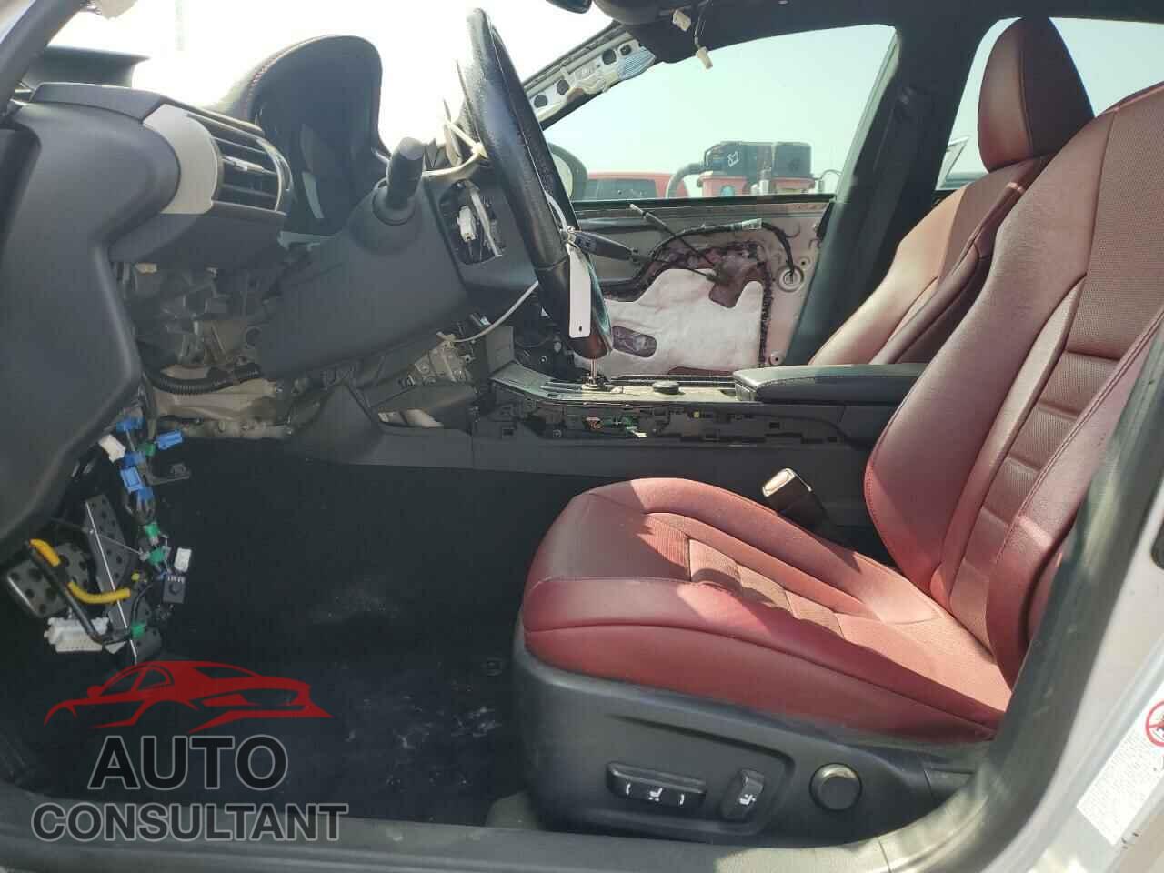 LEXUS IS 2014 - JTHBF1D20E5035428