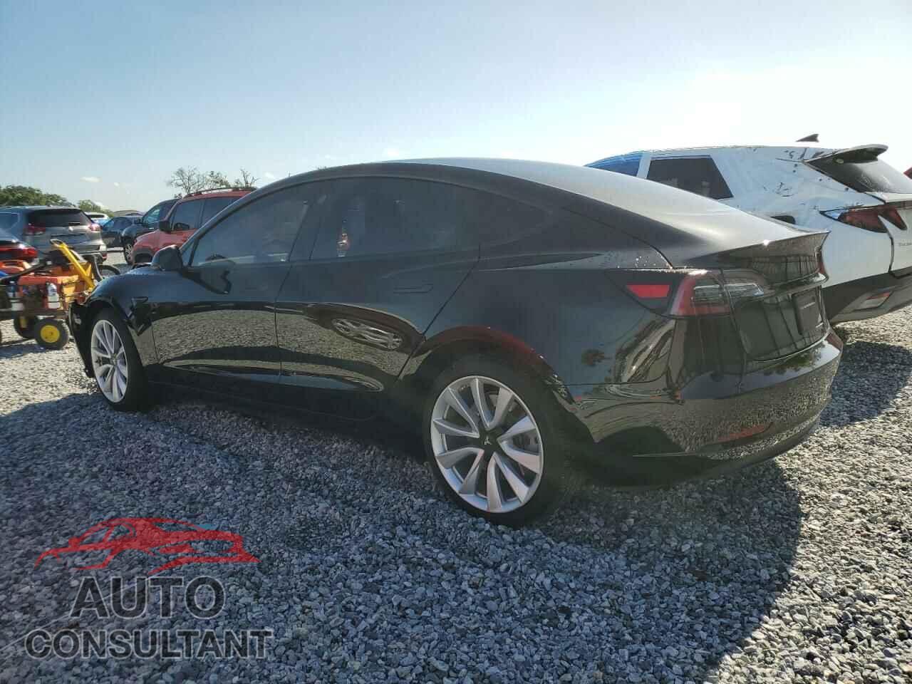 TESLA MODEL 3 2019 - 5YJ3E1EA5KF300319