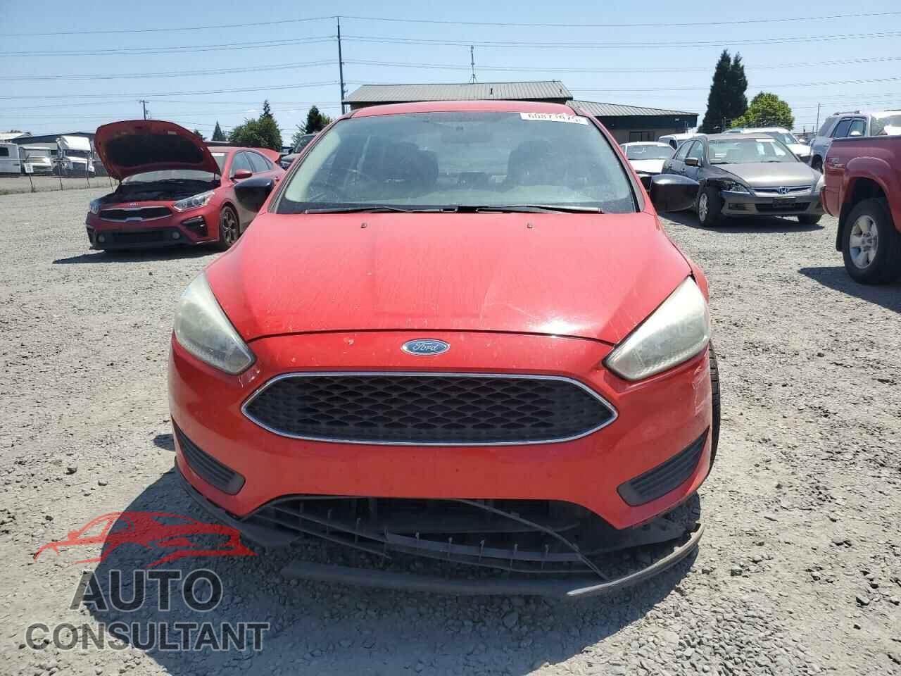 FORD FOCUS 2015 - 1FADP3FE5FL360539