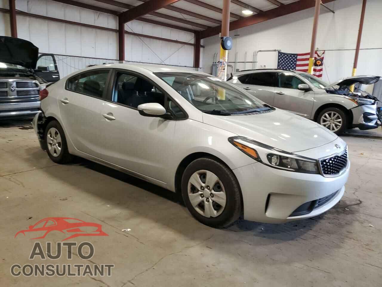 KIA FORTE 2017 - 3KPFK4A71HE128953