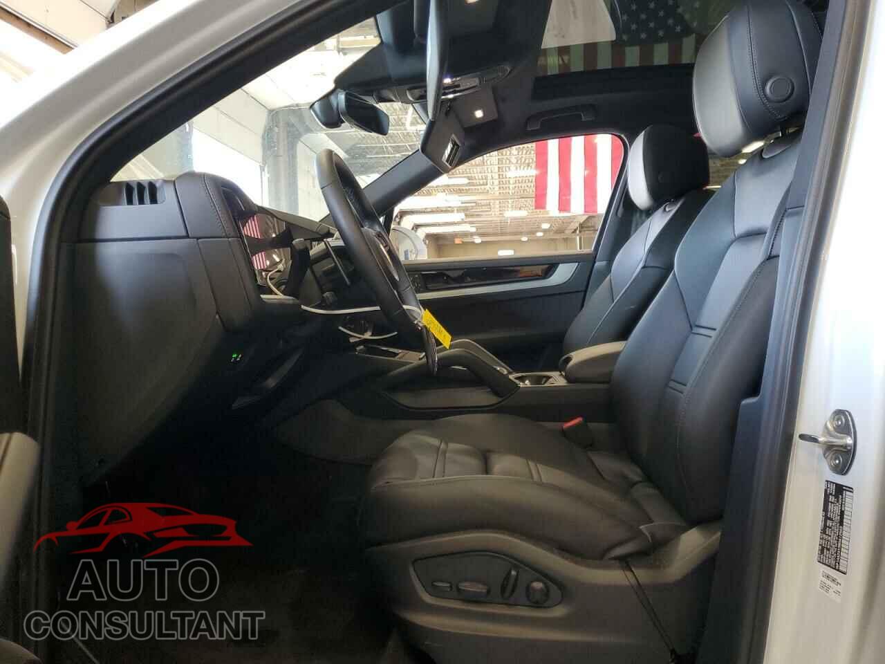 PORSCHE CAYENNE 2024 - WP1AA2AY3RDA12553