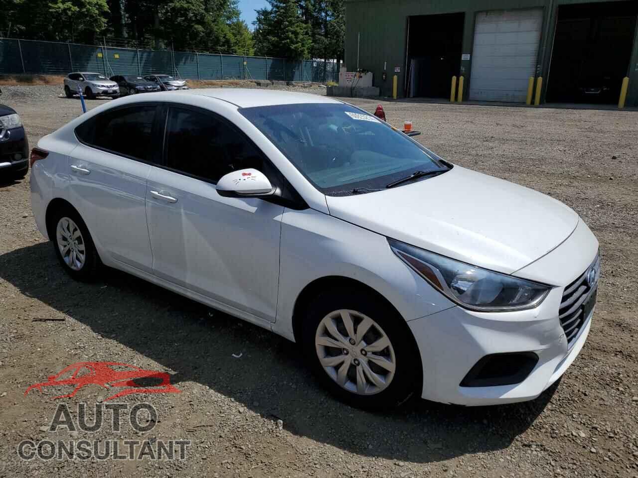 HYUNDAI ACCENT 2018 - 3KPC24A36JE012900
