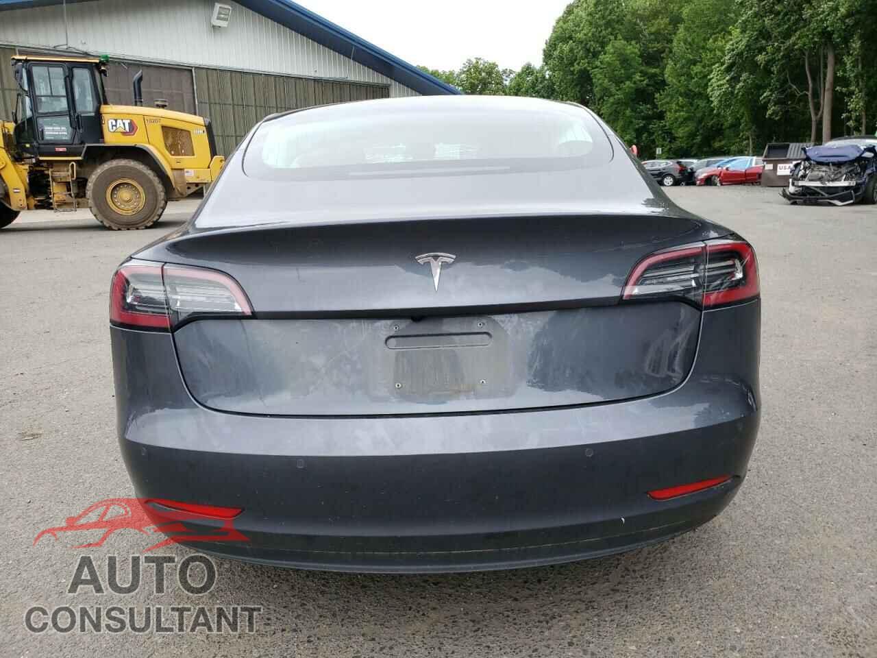 TESLA MODEL 3 2018 - 5YJ3E1EB3JF066169