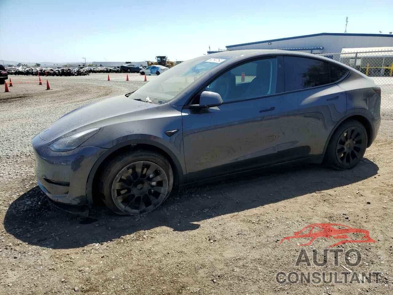 TESLA MODEL Y 2023 - 7SAYGAEEXPF913498