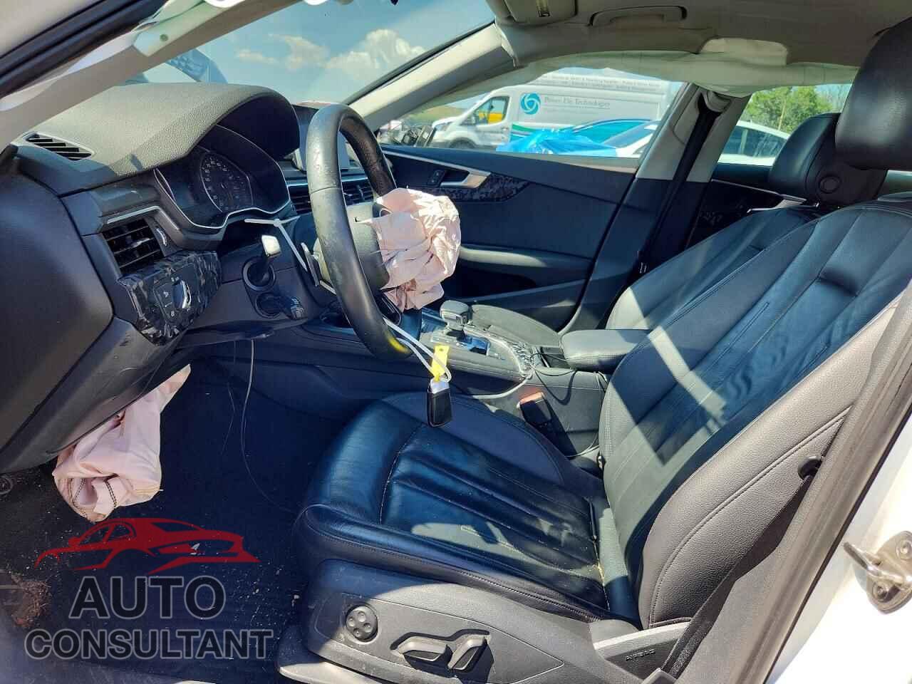 AUDI A4 2017 - WAUANAF41HN008965