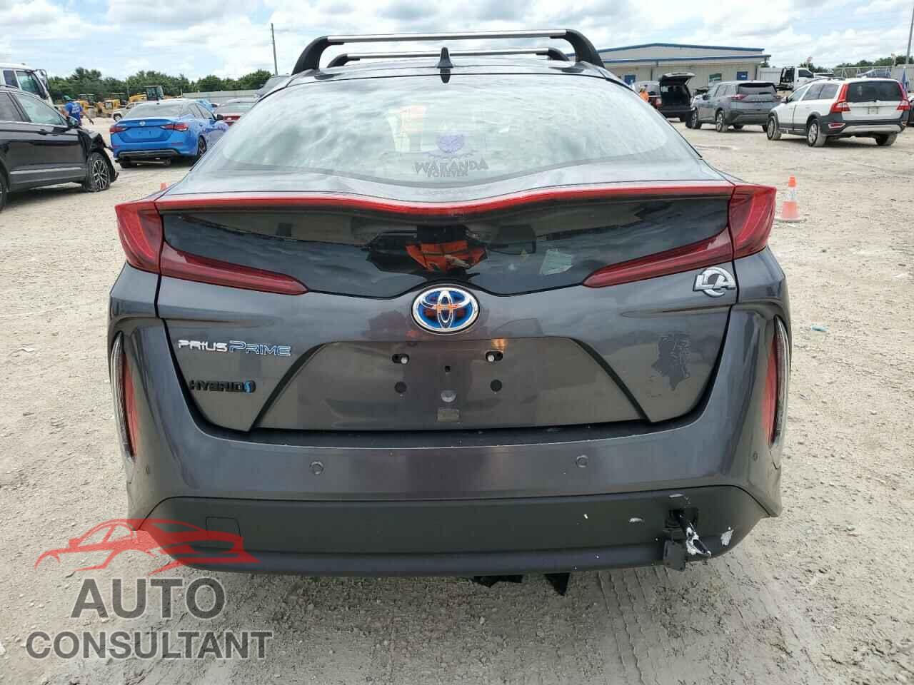 TOYOTA PRIUS 2017 - JTDKARFP7H3041282