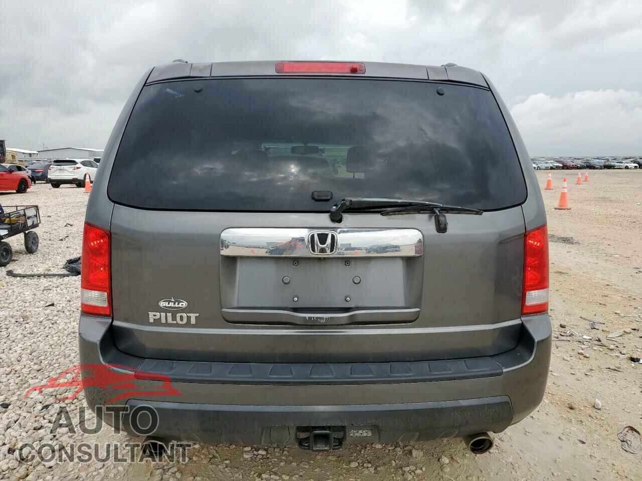 HONDA PILOT 2011 - 5FNYF3H72BB031369