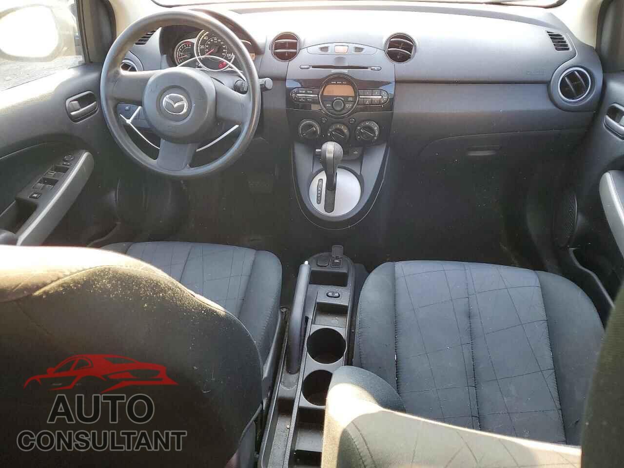 MAZDA 2 2014 - JM1DE1KY4E0184636