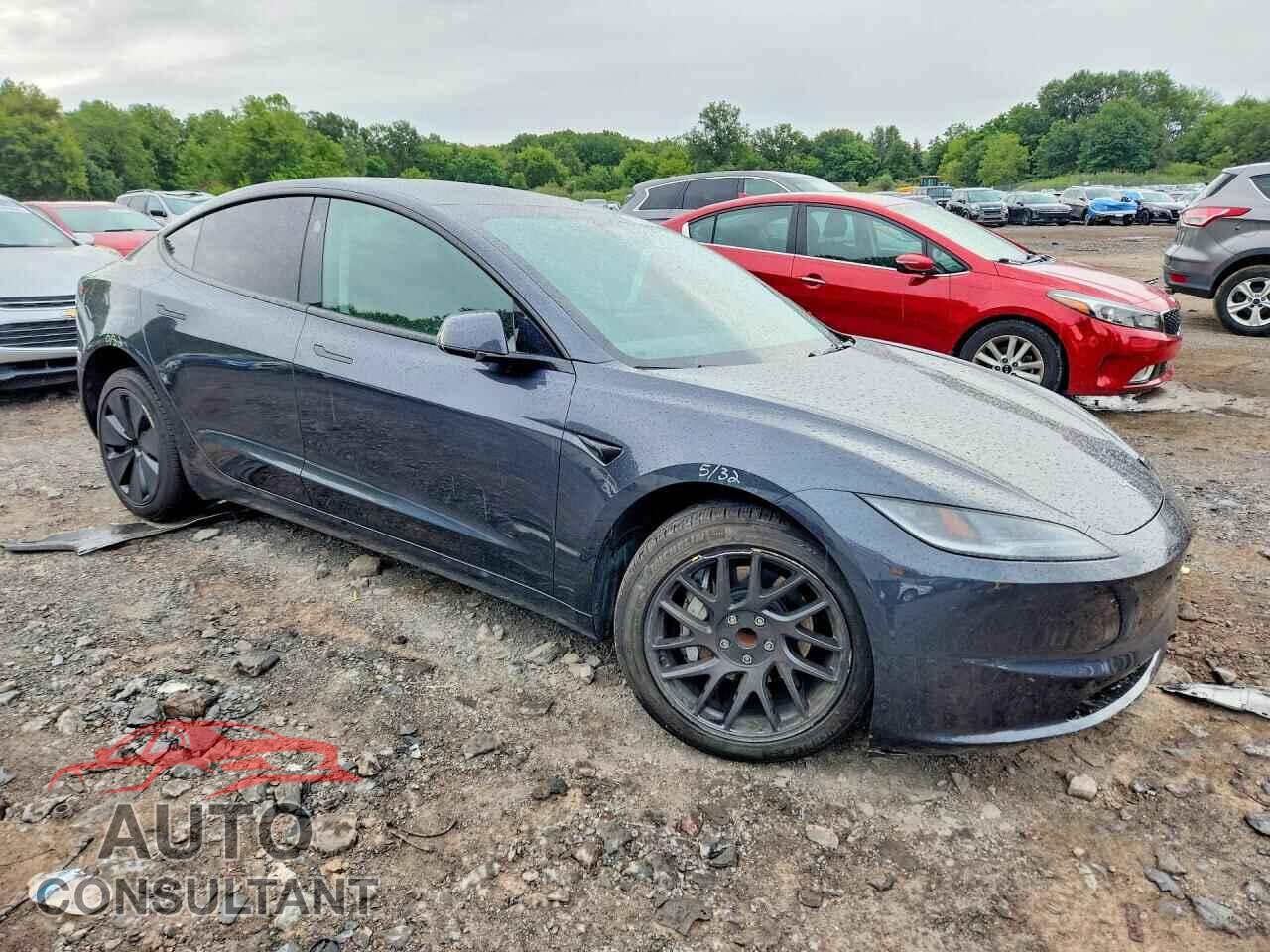 TESLA MODEL 3 2025 - 5YJ3E1EA7SF891740