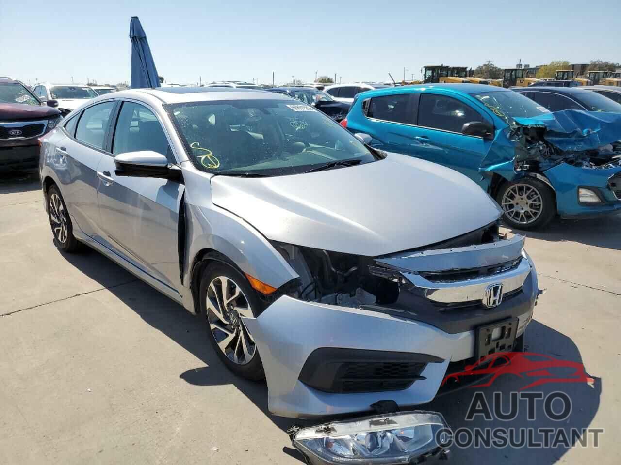 HONDA CIVIC 2018 - 2HGFC2F72JH503755