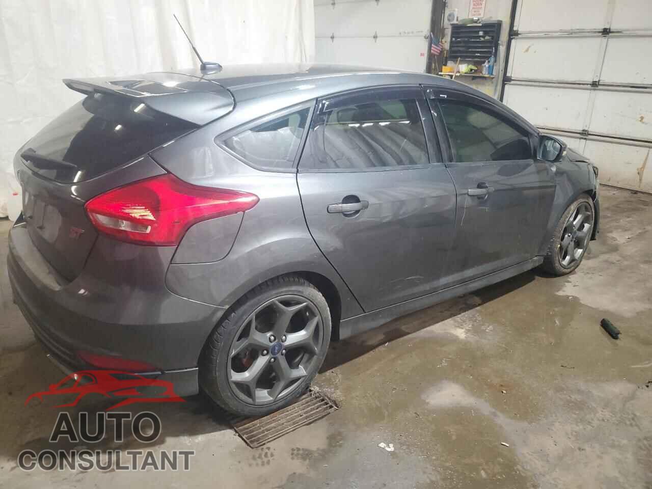 FORD FOCUS 2017 - 1FADP3L9XHL307037
