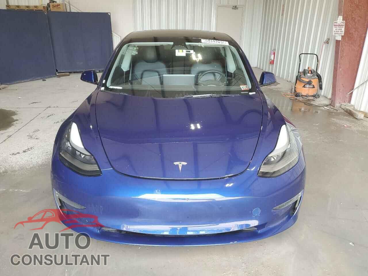 TESLA MODEL 3 2022 - 5YJ3E1EA6NF371923