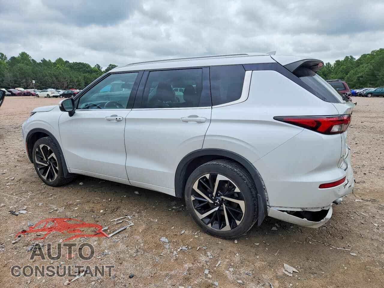 MITSUBISHI OUTLANDER 2023 - JA4J3VA8XPZ042575