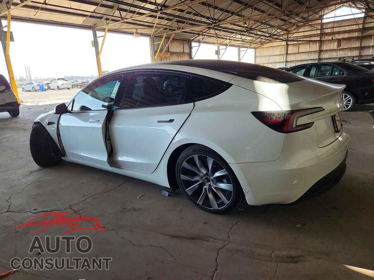 TESLA MODEL 3 2024 - 5YJ3E1EAXRF730521