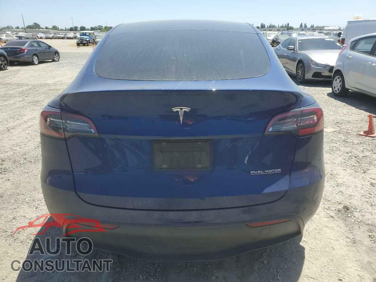 TESLA MODEL Y 2022 - 7SAYGDEF6NF337710