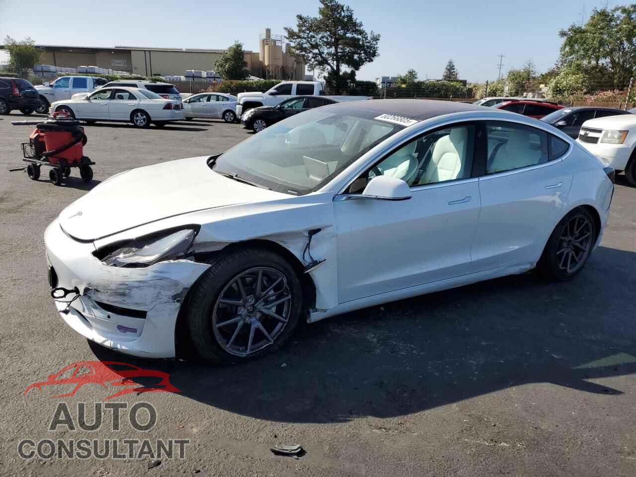 TESLA MODEL 3 2018 - 5YJ3E1EB5JF112911
