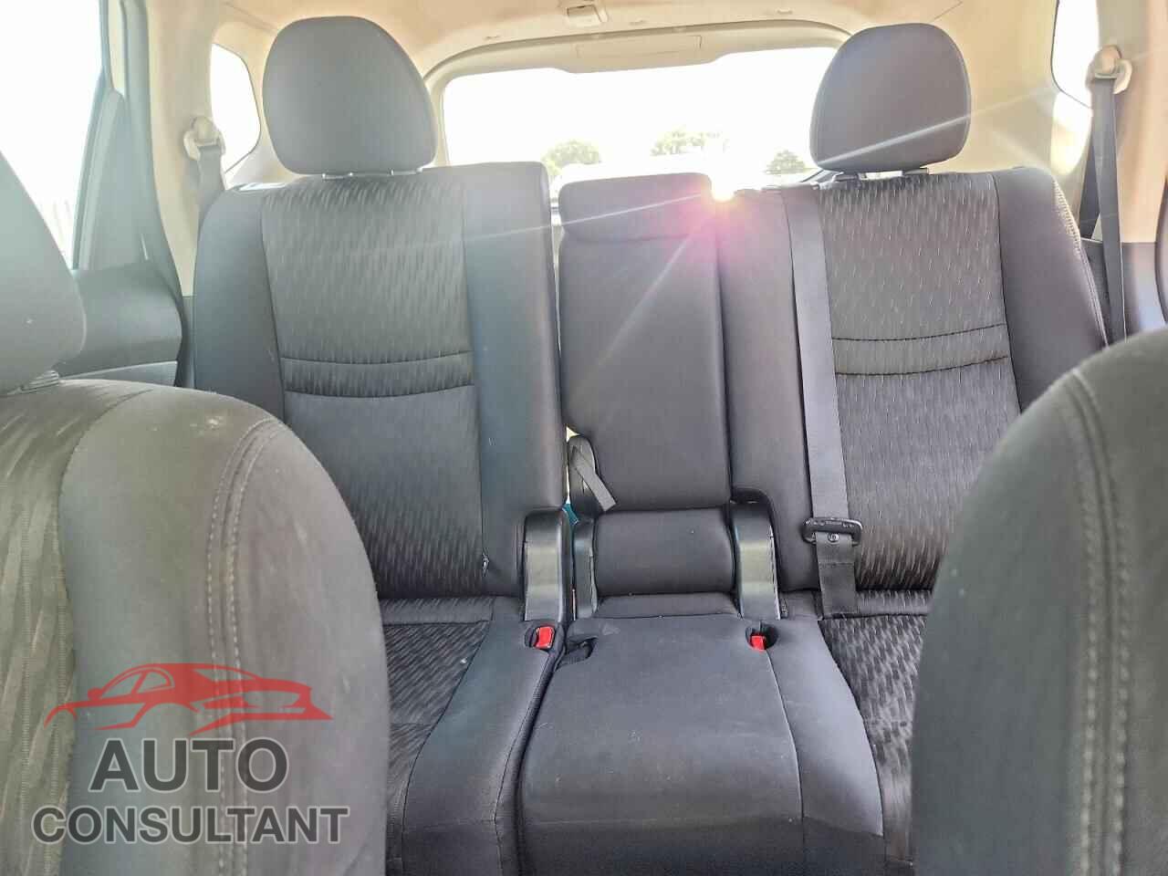 NISSAN ROGUE 2017 - 5N1AT2MVXHC878263