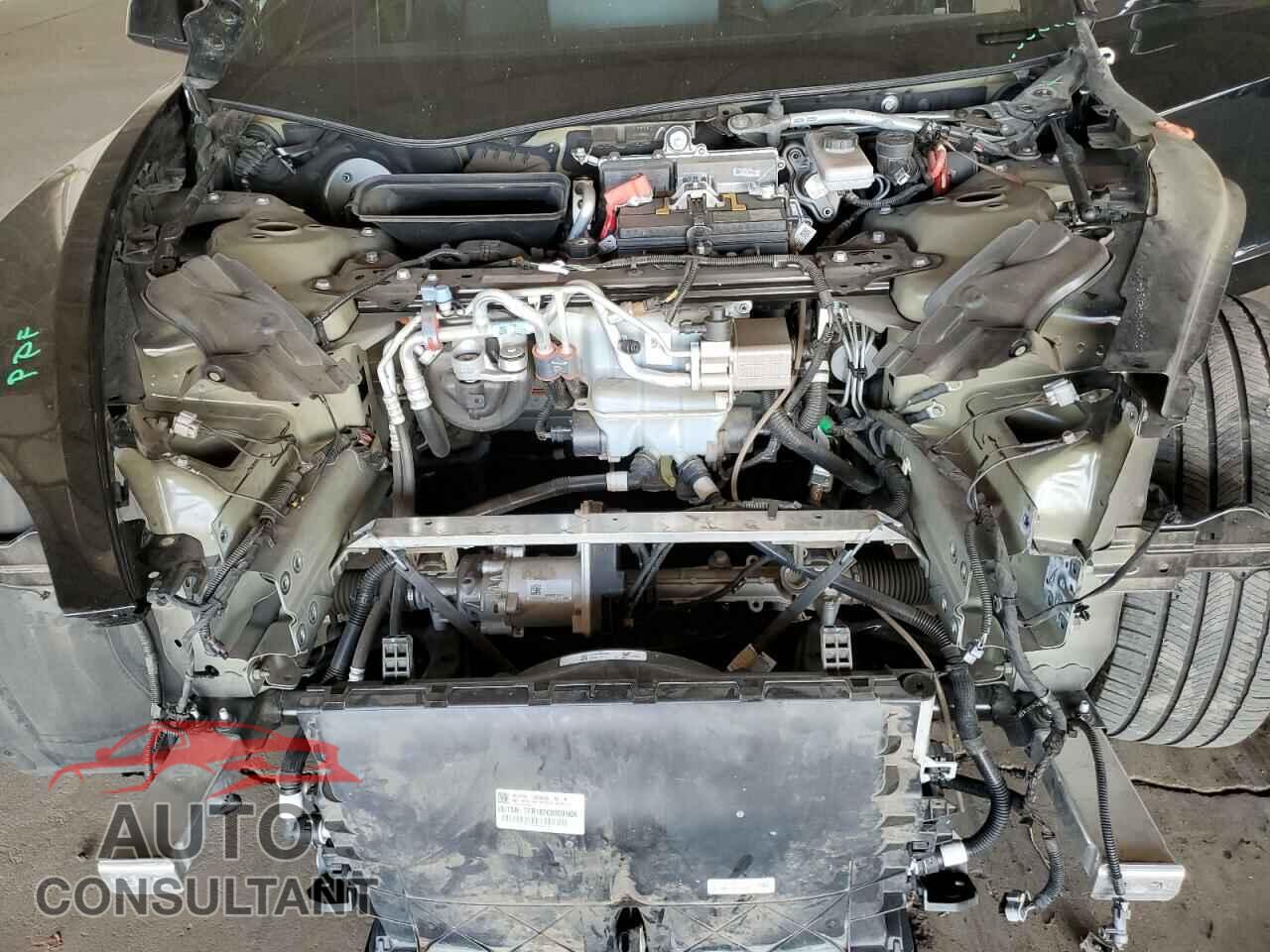 TESLA MODEL 3 2018 - 5YJ3E1EA1JF045117