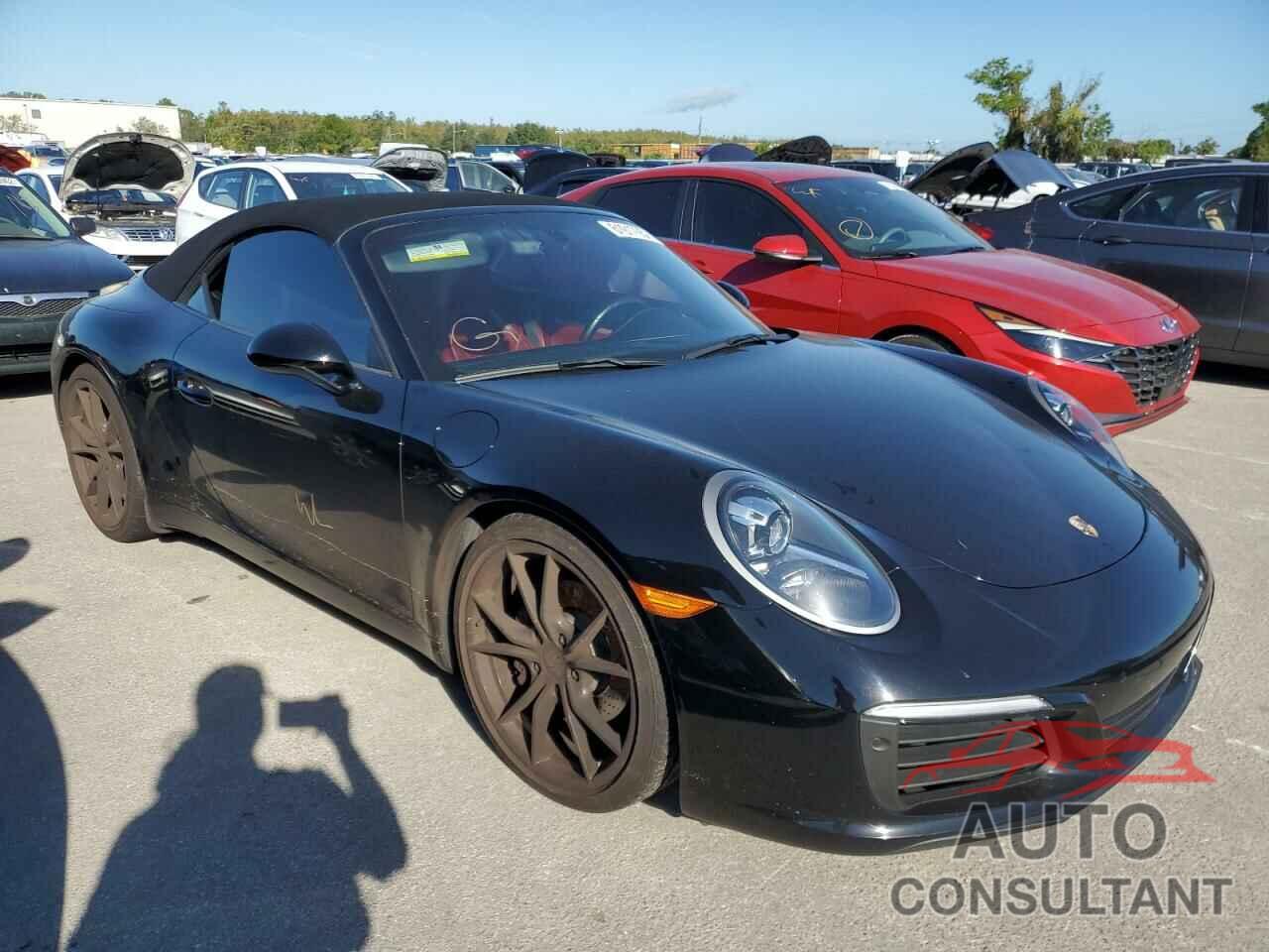 PORSCHE 911 2018 - WP0CA2A93JS138348