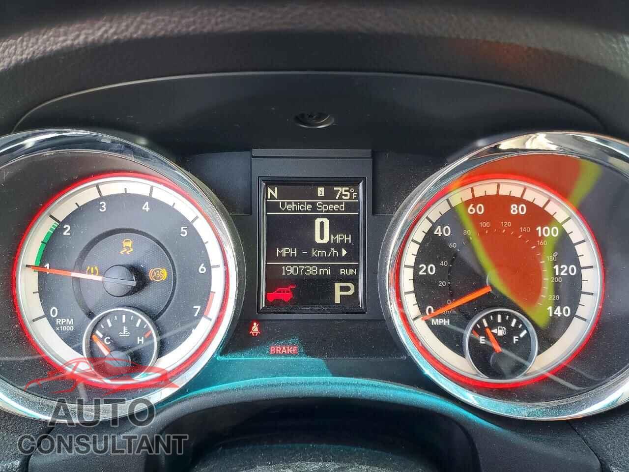 DODGE DURANGO 2013 - 1C4RDHAG9DC680300