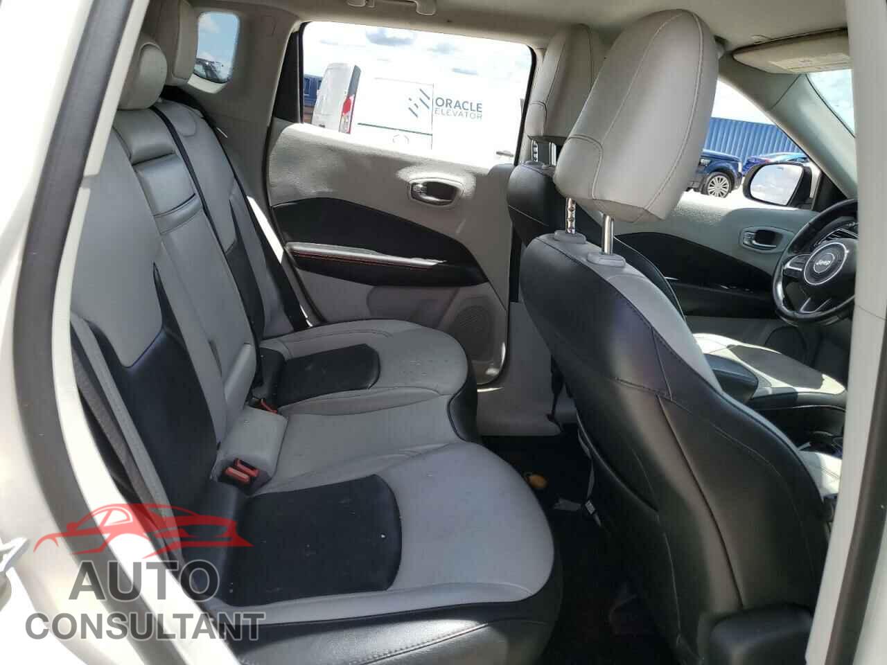 JEEP COMPASS 2020 - 3C4NJCCB4LT158334