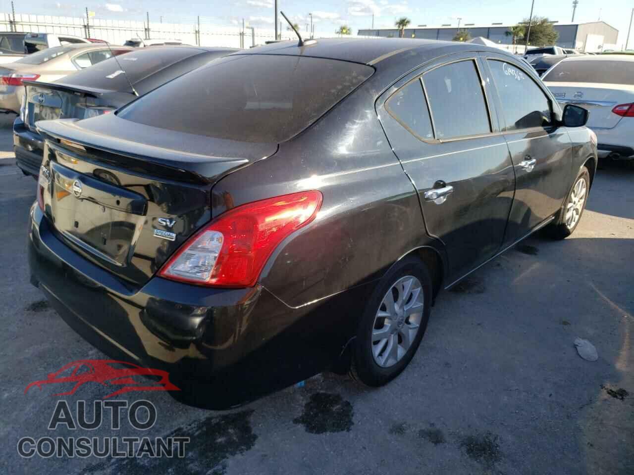 NISSAN VERSA 2017 - 3N1CN7AP1HL809687