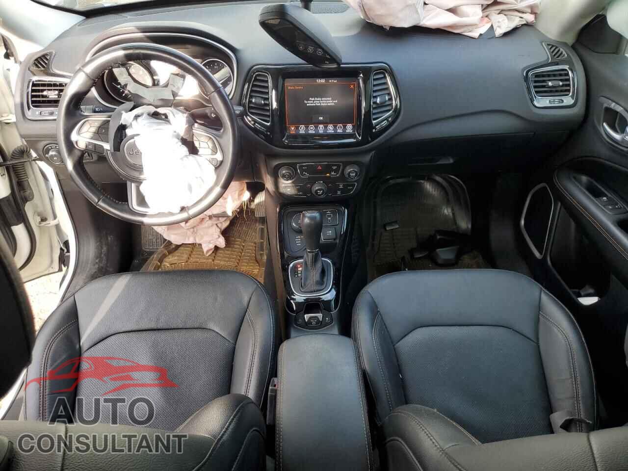 JEEP COMPASS 2021 - 3C4NJDCB2MT549828