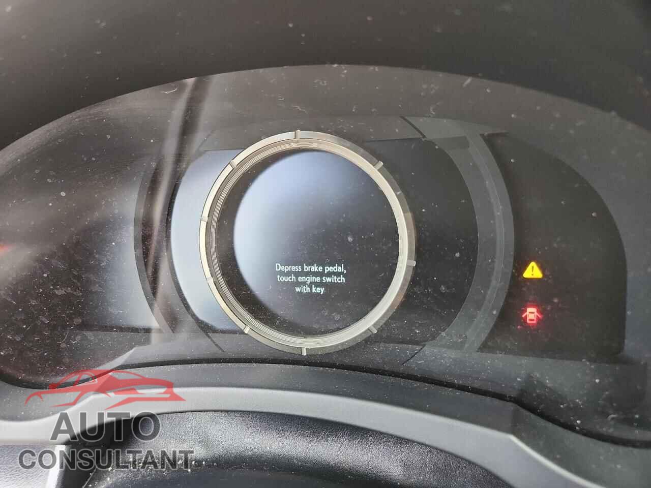 LEXUS IS 2014 - JTHCF1D26E5008447