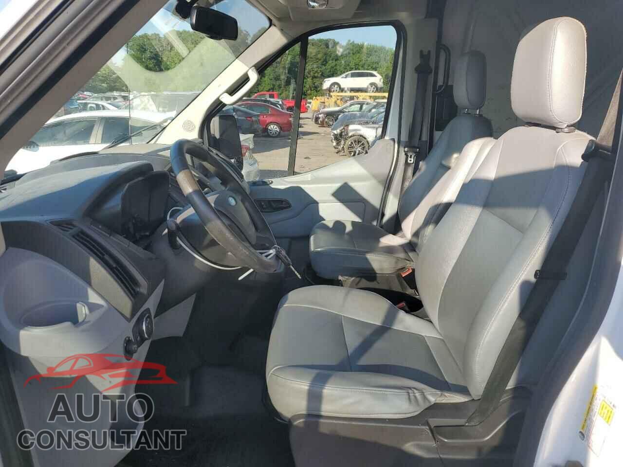 FORD TRANSIT 2015 - 1FTNR2CG1FKA07097