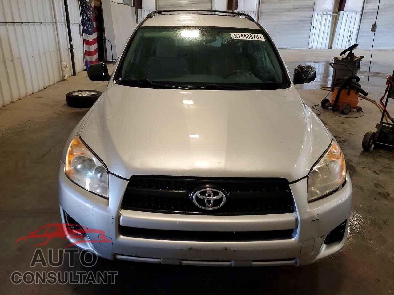 TOYOTA RAV4 2010 - 2T3BF4DV4AW057772