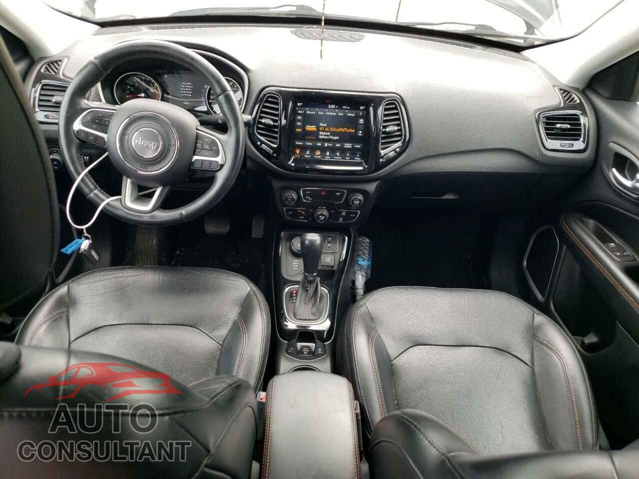 JEEP COMPASS 2018 - 3C4NJDCBXJT199456