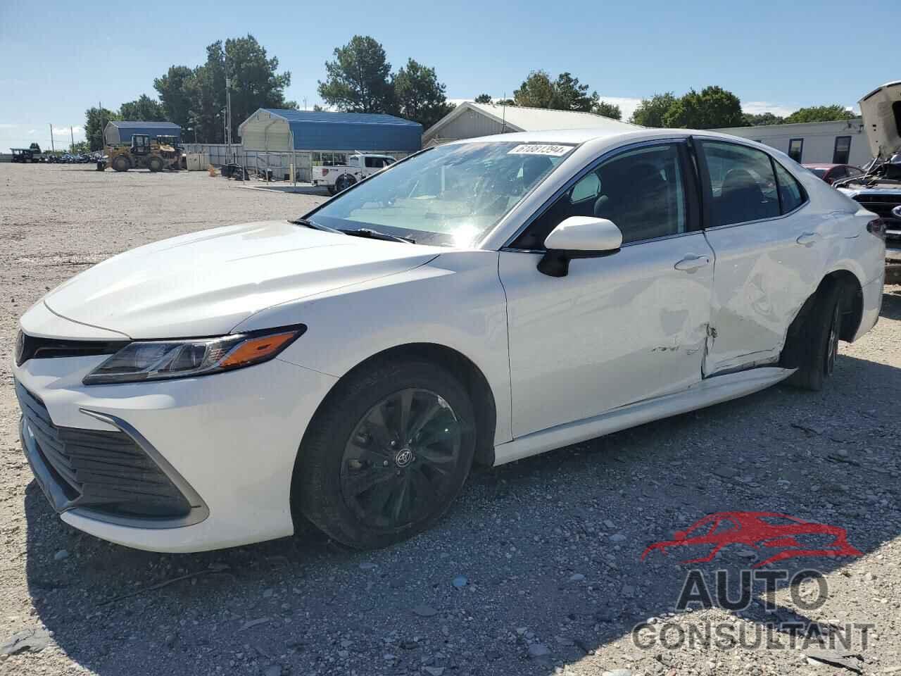 TOYOTA CAMRY 2021 - 4T1C11AK4MU563918