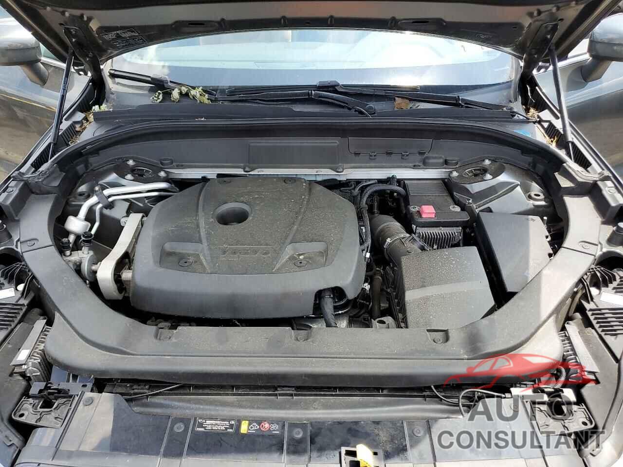 VOLVO XC60 2018 - LYV102RK0JB106179