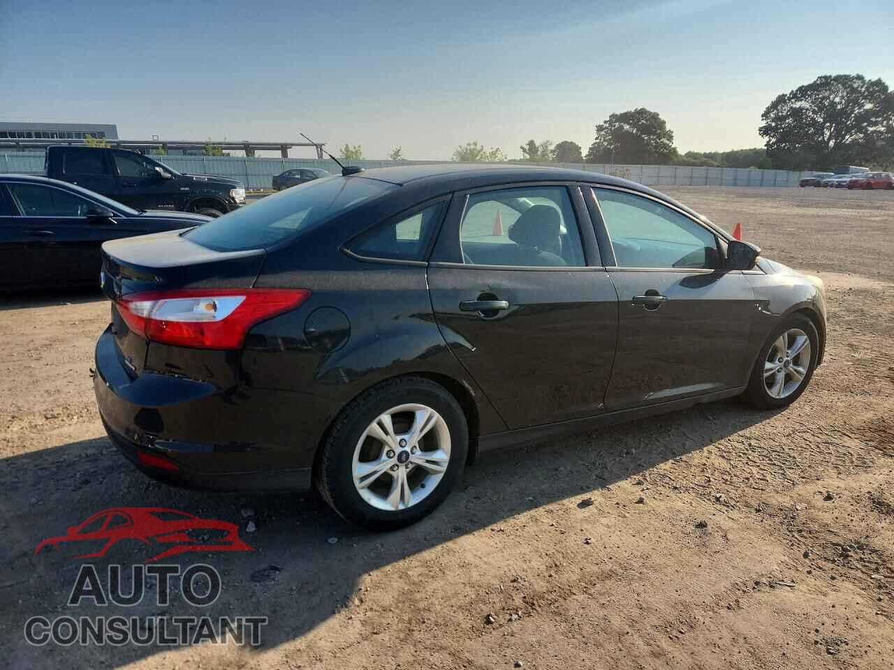 FORD FOCUS 2014 - 1FADP3F29EL295117